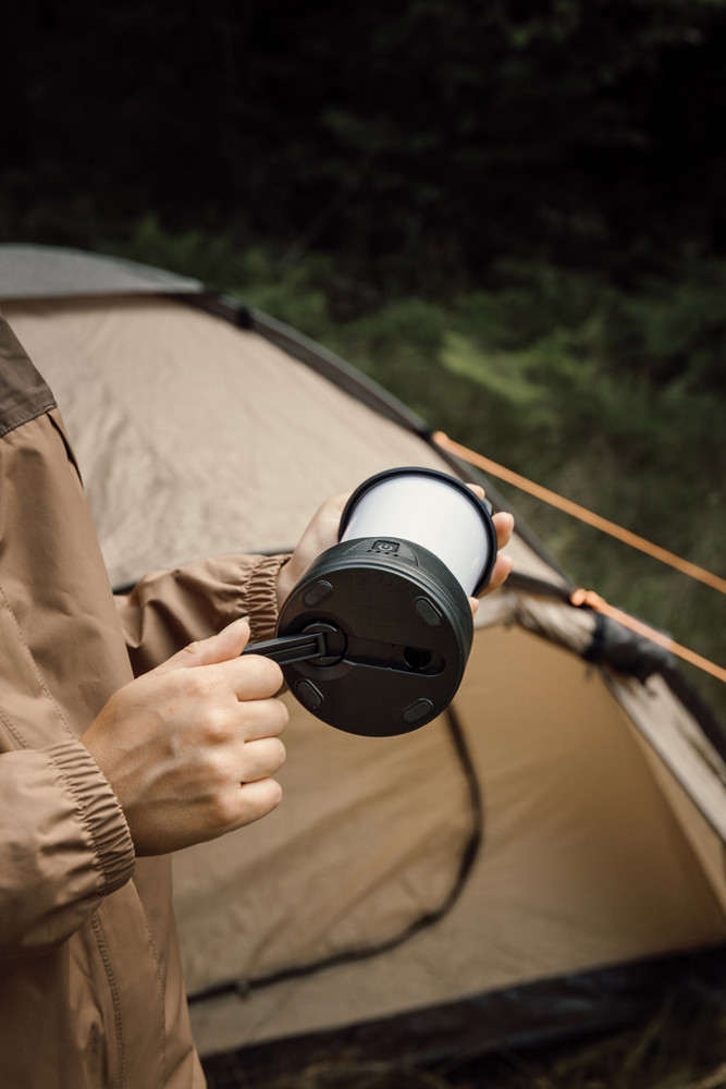 Nordic Drift Everest Bright RCS Campinglaterne mit Kurbel