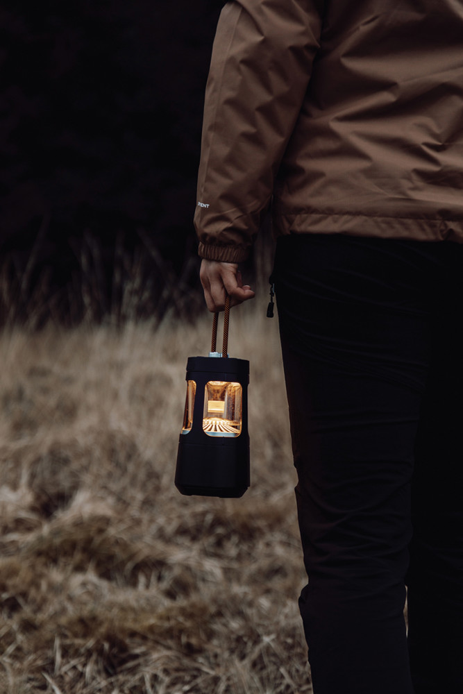 Nordic Drift Everest IPX4 Campingleuchte mit 10W-Lautspeaker